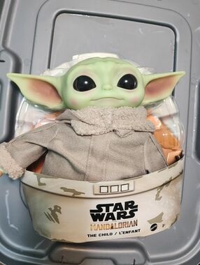 Star Wars The Mandalorian The Child Plush Figure - Green